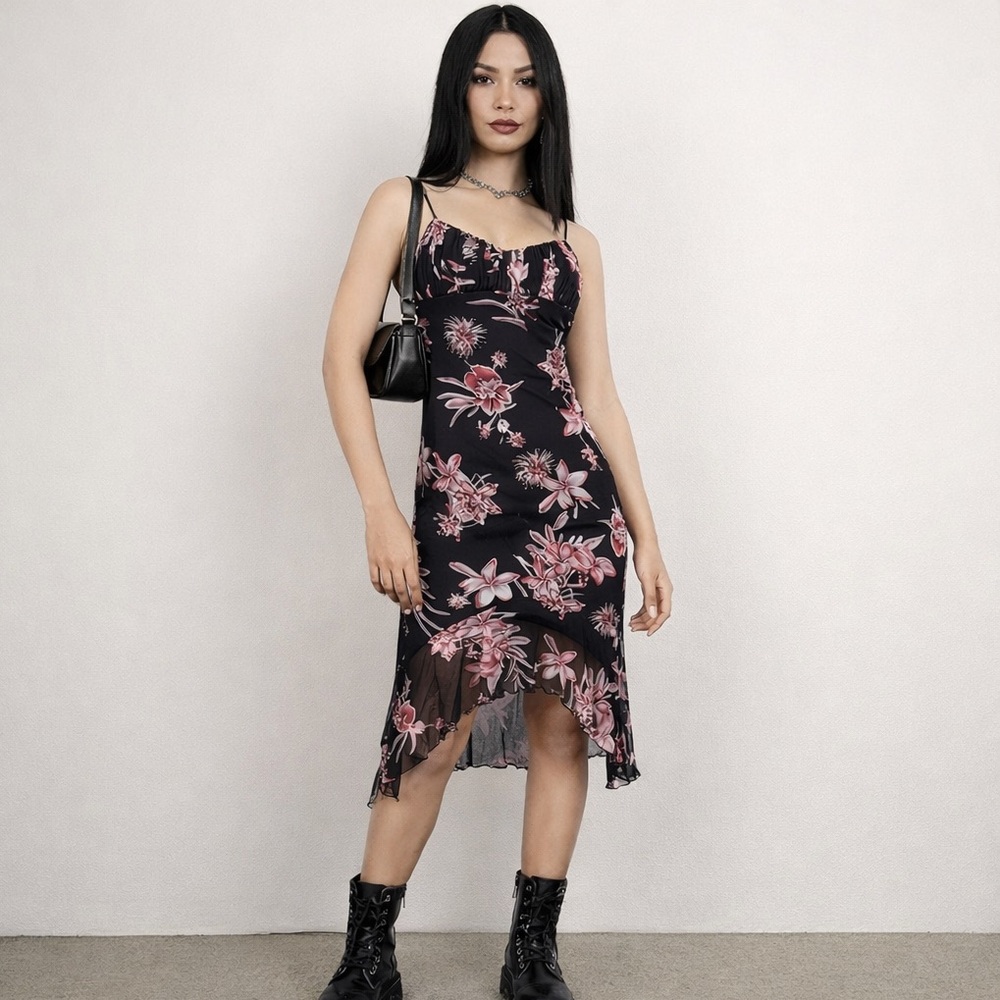 City Triangles vintage Y2K Black and dark Pink Floral Dress Sz M
